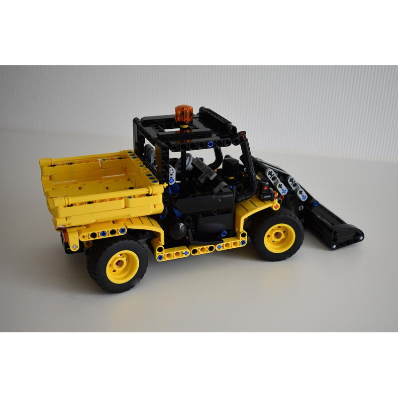 Urban Farming And Urban Agriculture - MOC-39974 Urban Farm Landbouwtractor Trailer Bouwsteenmodel